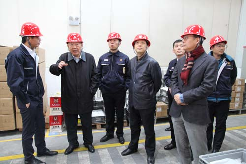 步入國際市場(chǎng)，我們穩(wěn)健前行